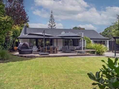 17 Lowe Park Lane, Pauanui