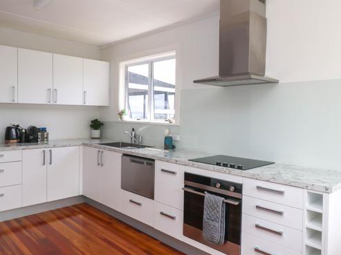 127A Grafton Road, Thames