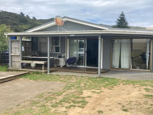 17 Mission Road, Port Waikato