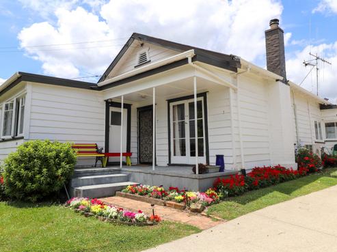 104 Vernon Street, Thames
