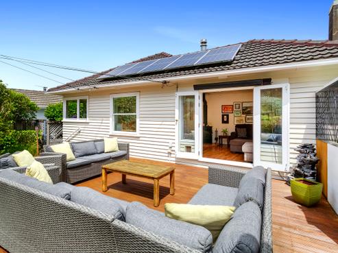 37 Lees Grove, Wainuiomata