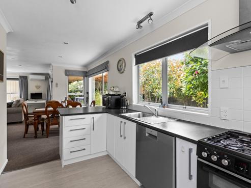 74A Guppy Road, Greenmeadows