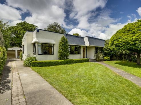 1008 Outram Road, Akina