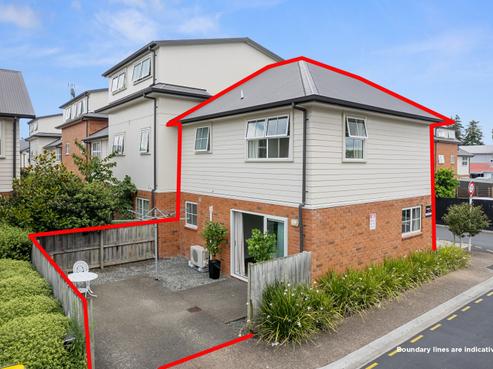 30 Chiefs Court, Hamilton East