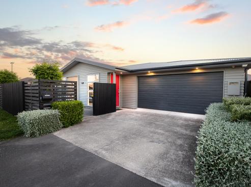 16 Millar Street, Sydenham