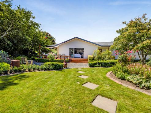 126A Whenuku Road, Normanby