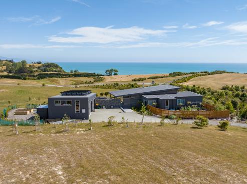 14 James Cook Lane, Tasman