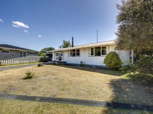82 Flaxmere Avenue, Flaxmere
