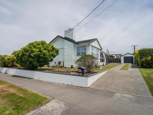 74 Mountain View Road, Glenwood