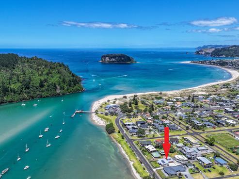 207A Beach Road, Whangamata