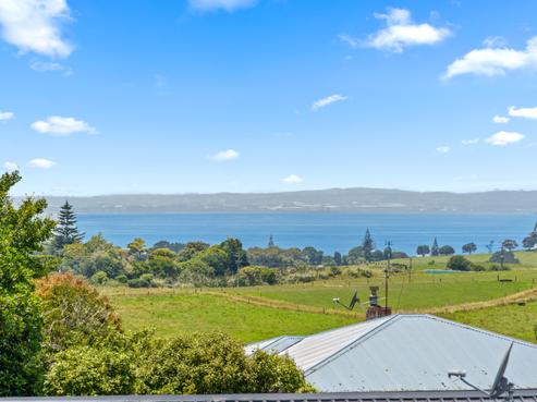 2626 Awhitu Road, Awhitu