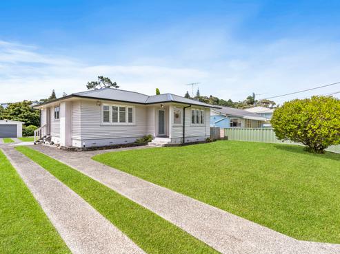 45 Lauderdale Road, Birkdale
