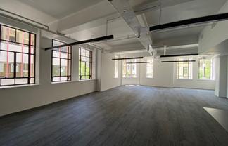 Distinctive character office premises