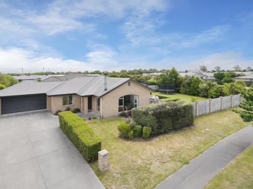 33 Overbury Crescent, Rolleston