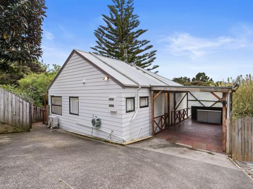 2/18 Noeleen Street, Glenfield