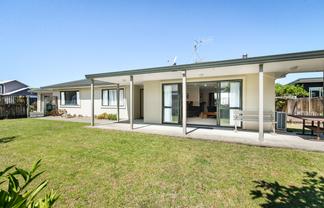 6 Papaunahi Road, Bowentown