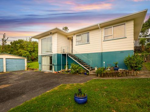 62 Kamara Road, Glen Eden