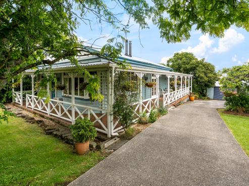 100 George Street, Hikurangi