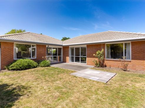 6 Murfitt Place, Sockburn