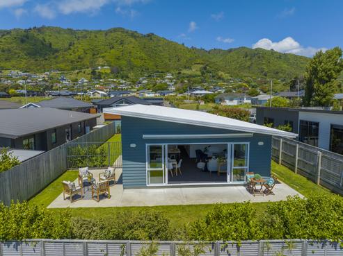 17 Mahia Lane, Waikanae