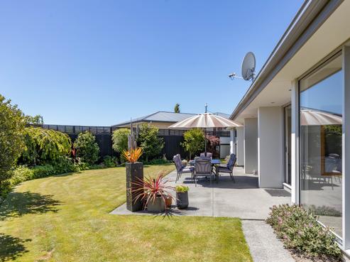 8 Wisteria Lane, Rangiora