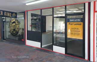 Vibrant central arcade setting