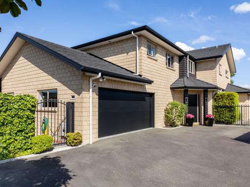 66 The Drive, Paraparaumu Beach