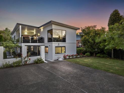 92 Preston Crescent, Belleknowes