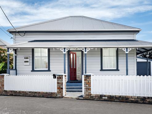 605 Brown Street, Thames