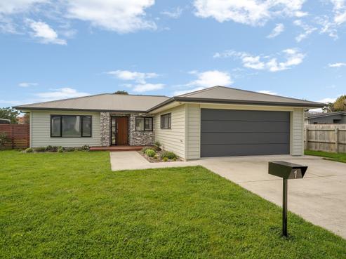 1 Dow Chung Place, Otaki
