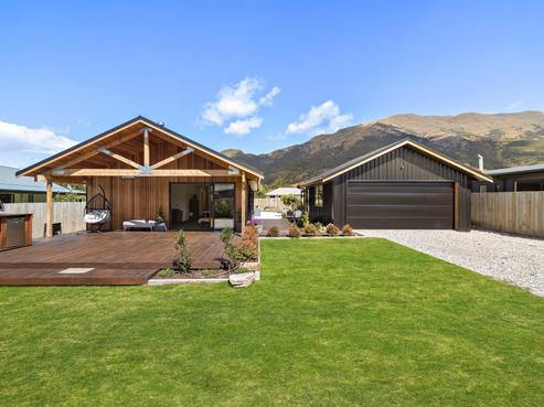 19 Pennycook Place, Lake Hawea