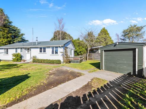 15 Te Rangitautahanga Road, Turangi