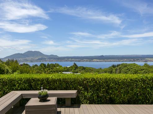 12 Cameron Drive, Acacia Bay