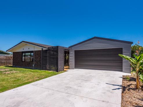 4 Graham Grove, Waikanae