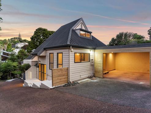2/16 Matipo Road, Mairangi Bay