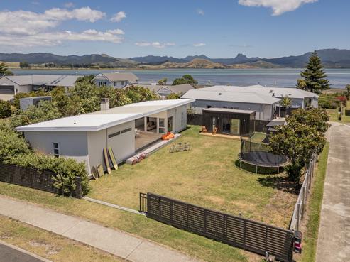 134 Harbour Drive, Matarangi