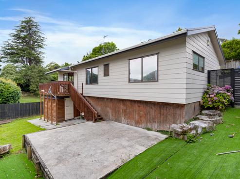 13C Springfield Street, Forrest Hill