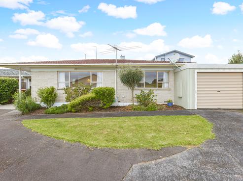2/34 Wellington Street, Papakura