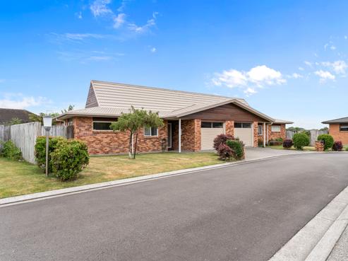 11/9 Fuller Close, Levin