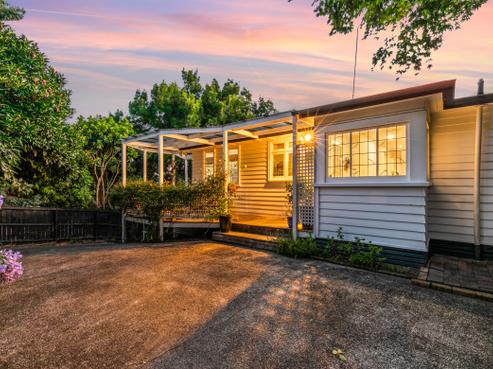 36 Springtime Crescent, Stanmore Bay