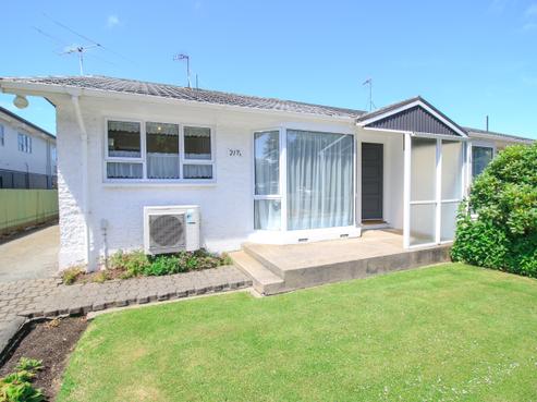 217A Queens Drive, Windsor