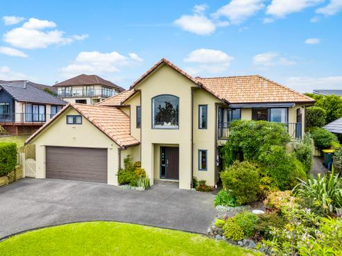 121 Alec Craig Way, Gulf Harbour