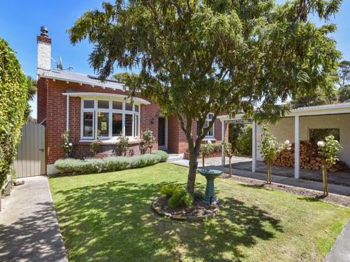 8 Rona Street, Saint Kilda