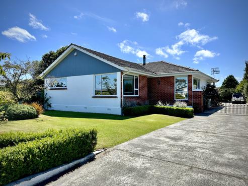 52 White Street, Newfield