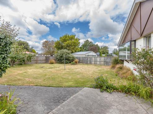 66 Oakley Crescent, Hornby