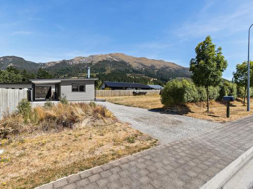4 Little Maude Drive, Lake Hawea