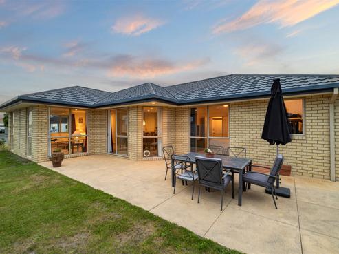 7 Stout Street, Waimairi Beach