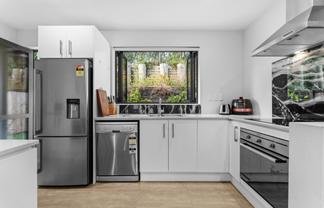 18 Akeake Lane, Albany