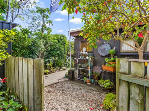2/25 Hammond Avenue, Hatfields Beach