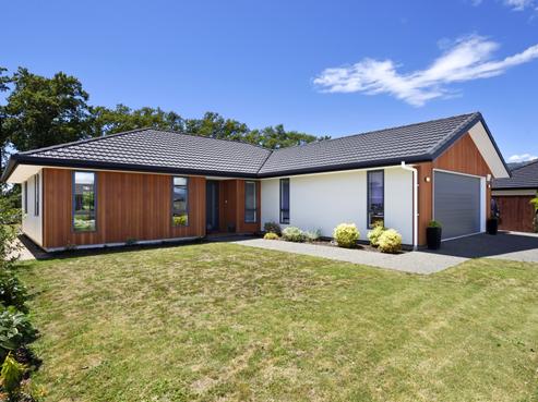 23 Oakdale Grove, Richmond
